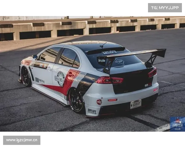 三菱蓝瑟(Lancer)——一代人的回忆,改装迷的心头好 三菱蓝瑟(Lancer)——一代人的回忆,改装迷的心头好